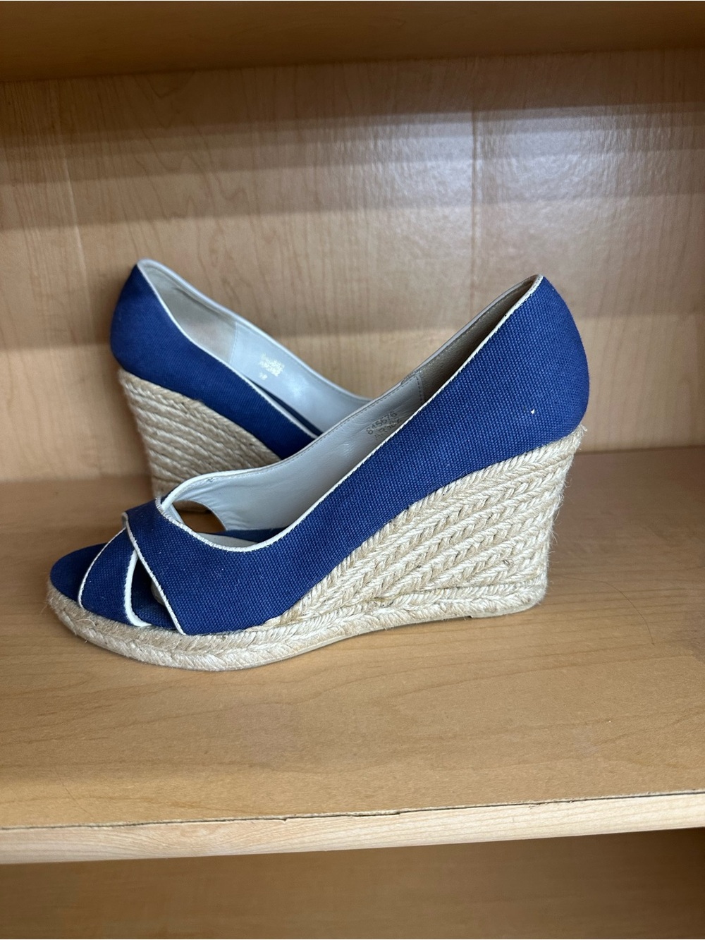 Boden Navy Espadrille Wedge Peep-Toe Heels size 38 women’s beige